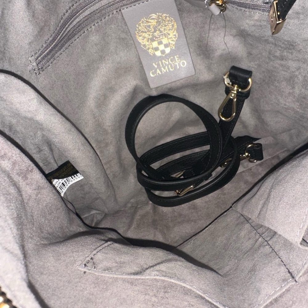 Vince Camuto Snakeskin leather handbag. EUC - Picture 7 of 9